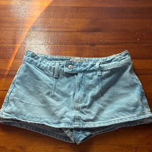 We The Free Faded Light Blue Denim Low-Rise Women’s Shorts